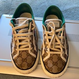 Women gucci sneakers
